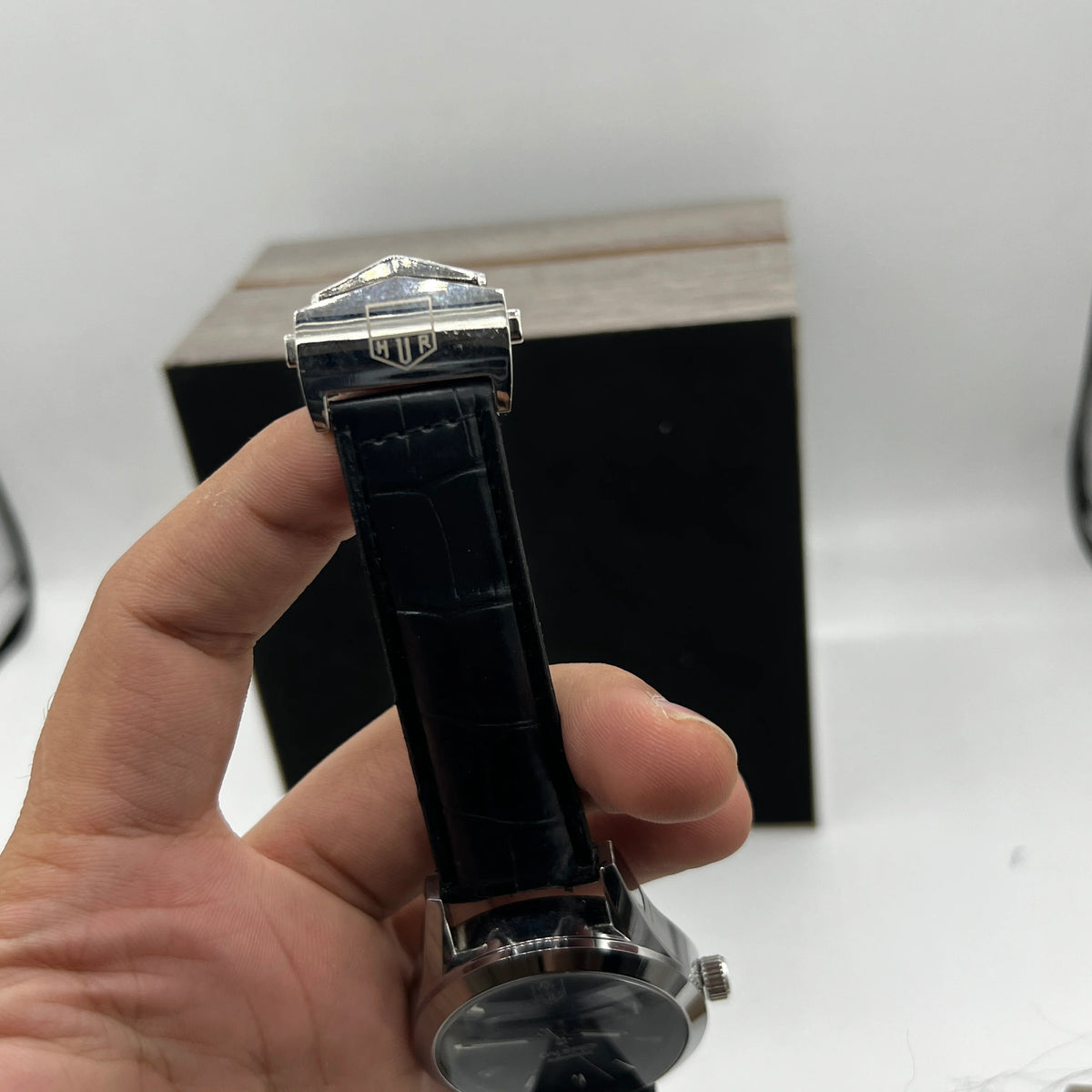 TH Calibre 5 Leather Strap Watch
