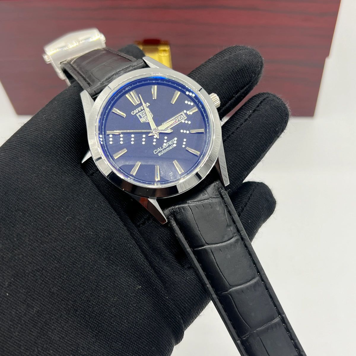 TH Calibre 5 Leather Strap Watch